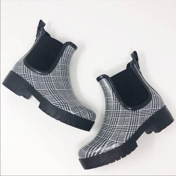 Jeffrey Campbell Shoes - Jeffrey Campbell Cloudy Chelsea Rain Boots 8/39